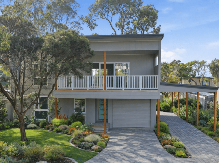 Wellington Design two story coldon home located in venus bay